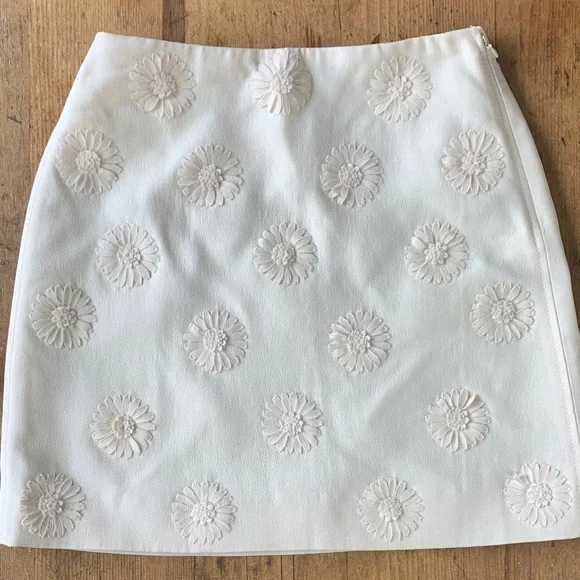 Valentino White Floral Silk Wool Mini Skirt - Picture 5 of 16